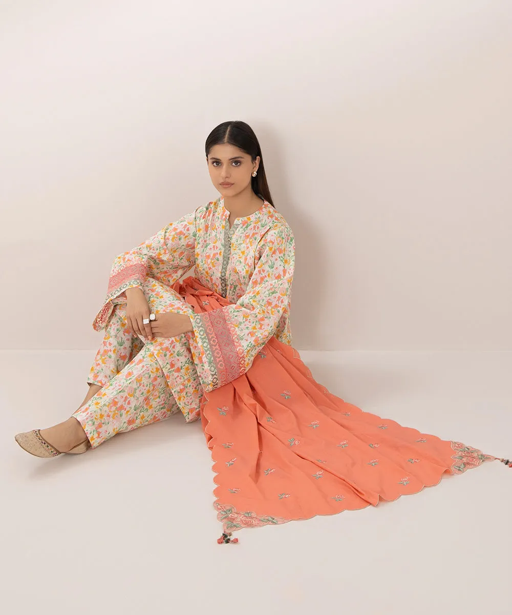 3 Piece - Embroidered Lawn Suit