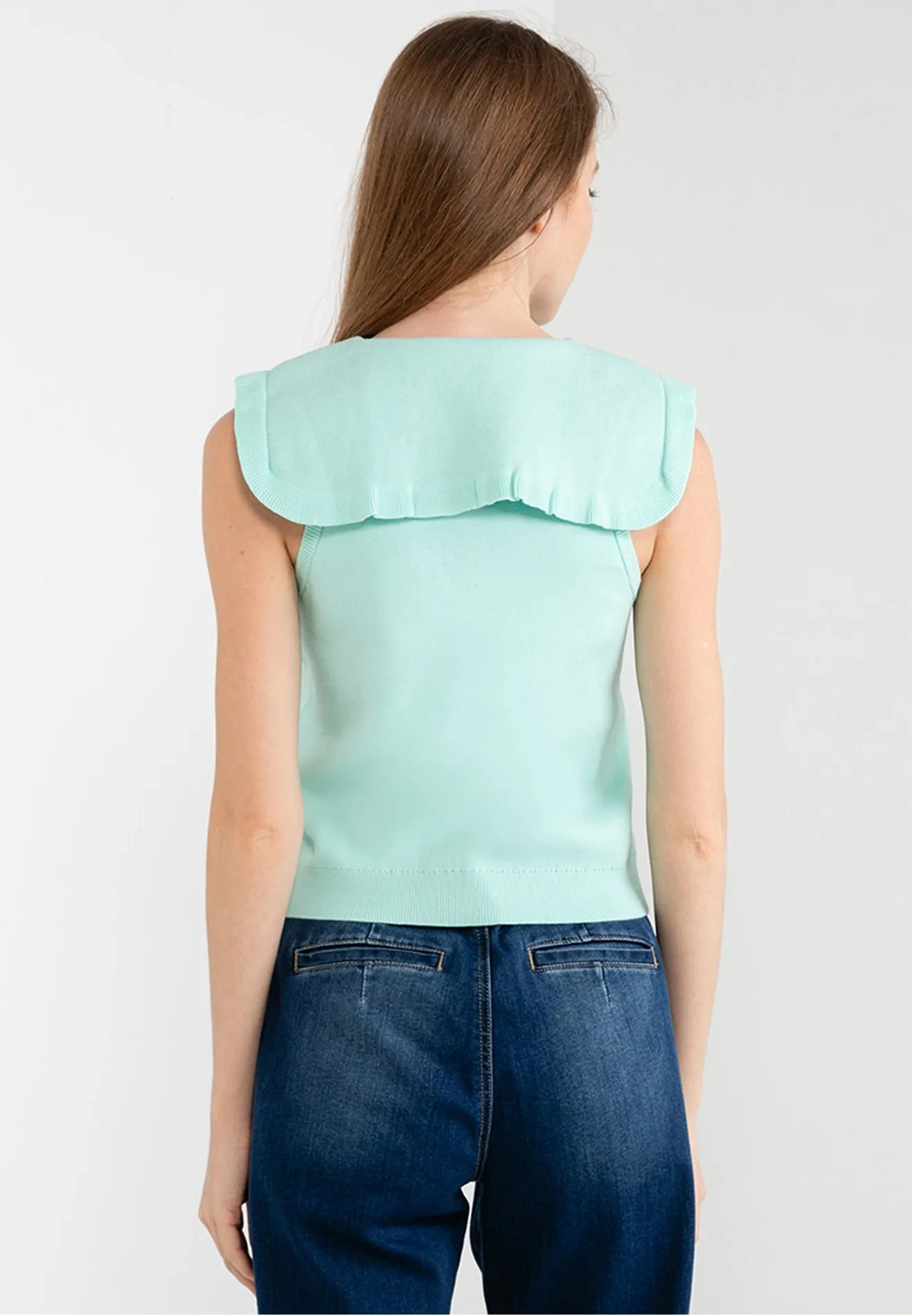 ELLE Apparel Sleeveless Ruffled Collar Knit Top