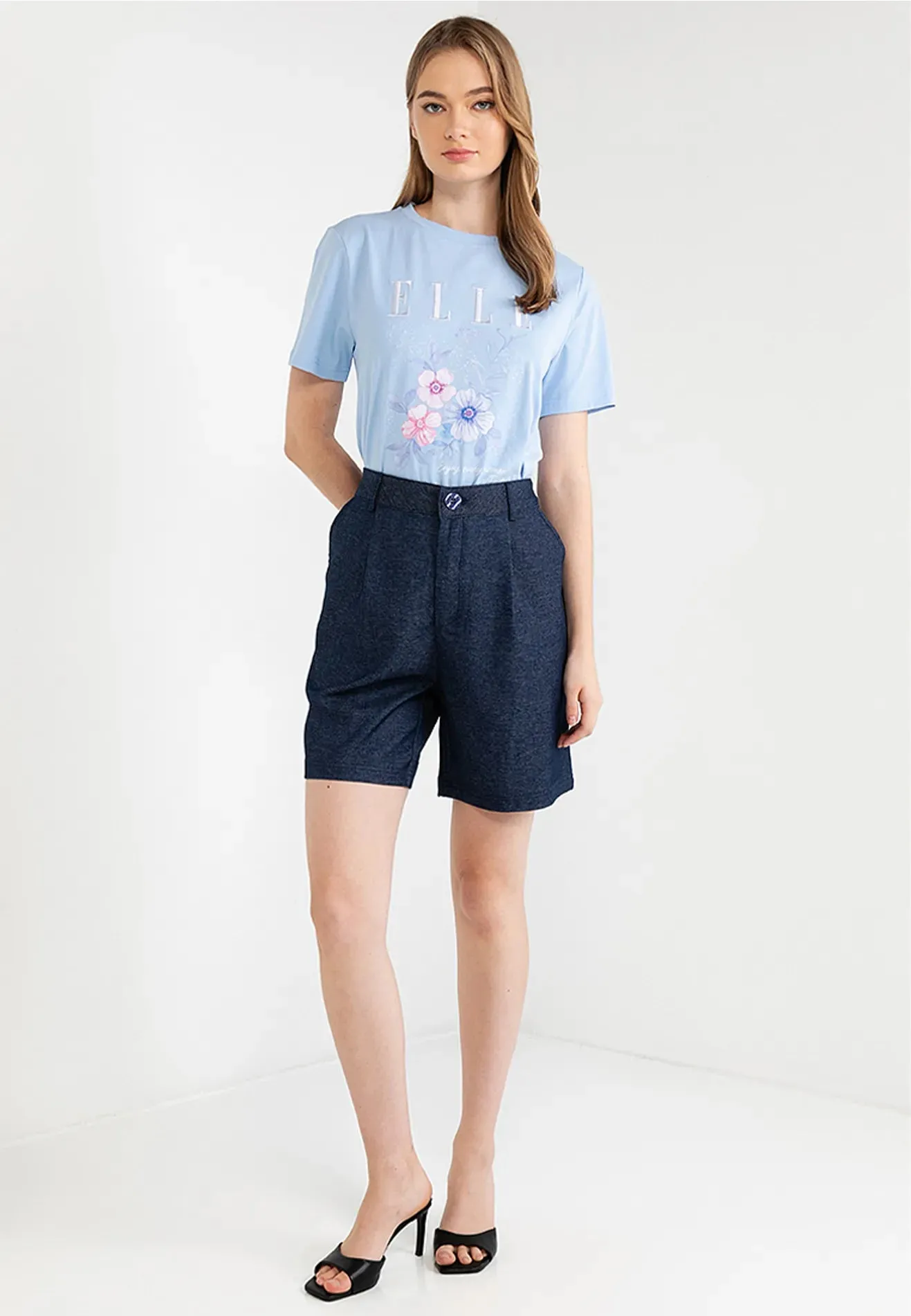 ELLE Leisure Logo Graphic ''Spring Floral'' Print Tee