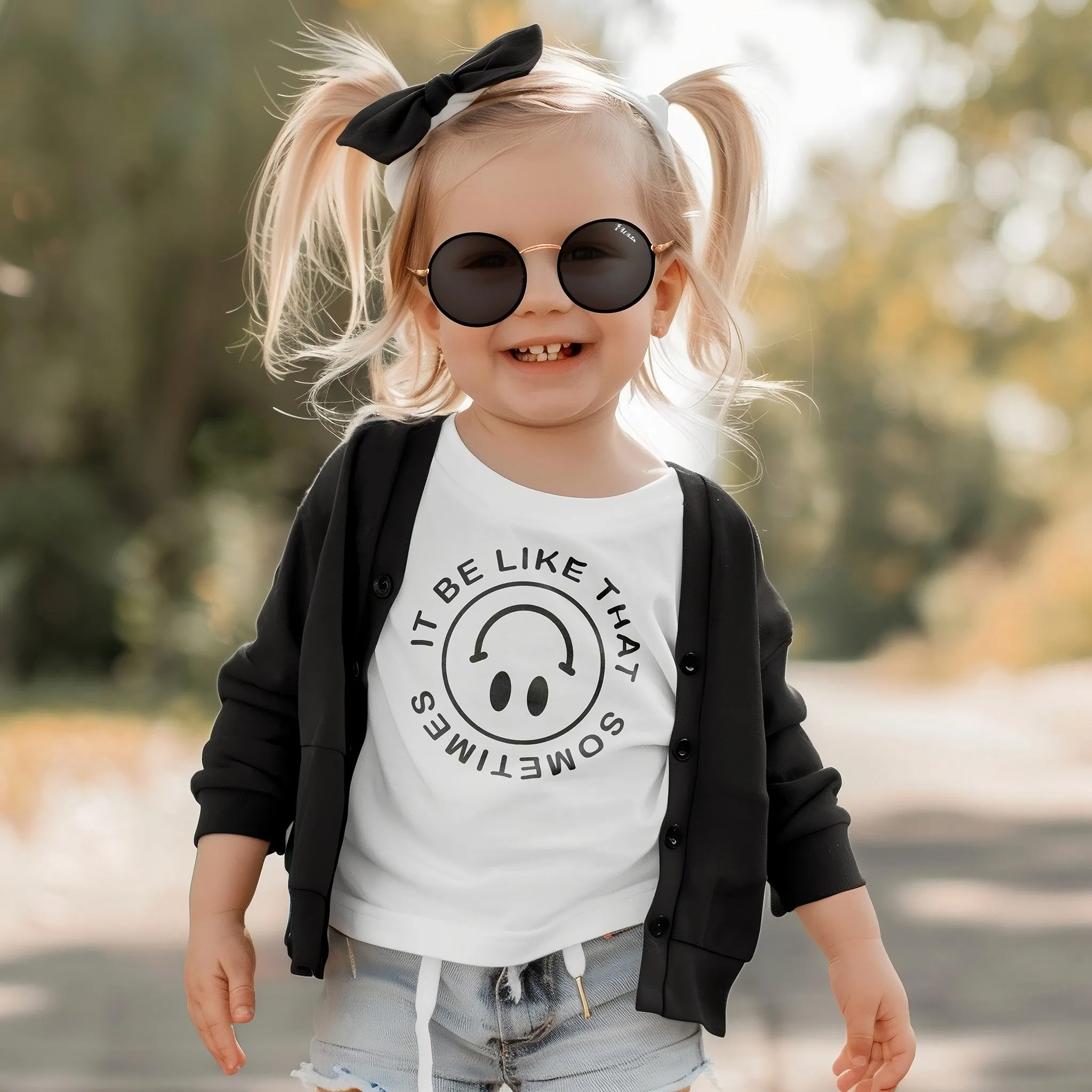 Kid's Smiling Face Slogan T-shirt