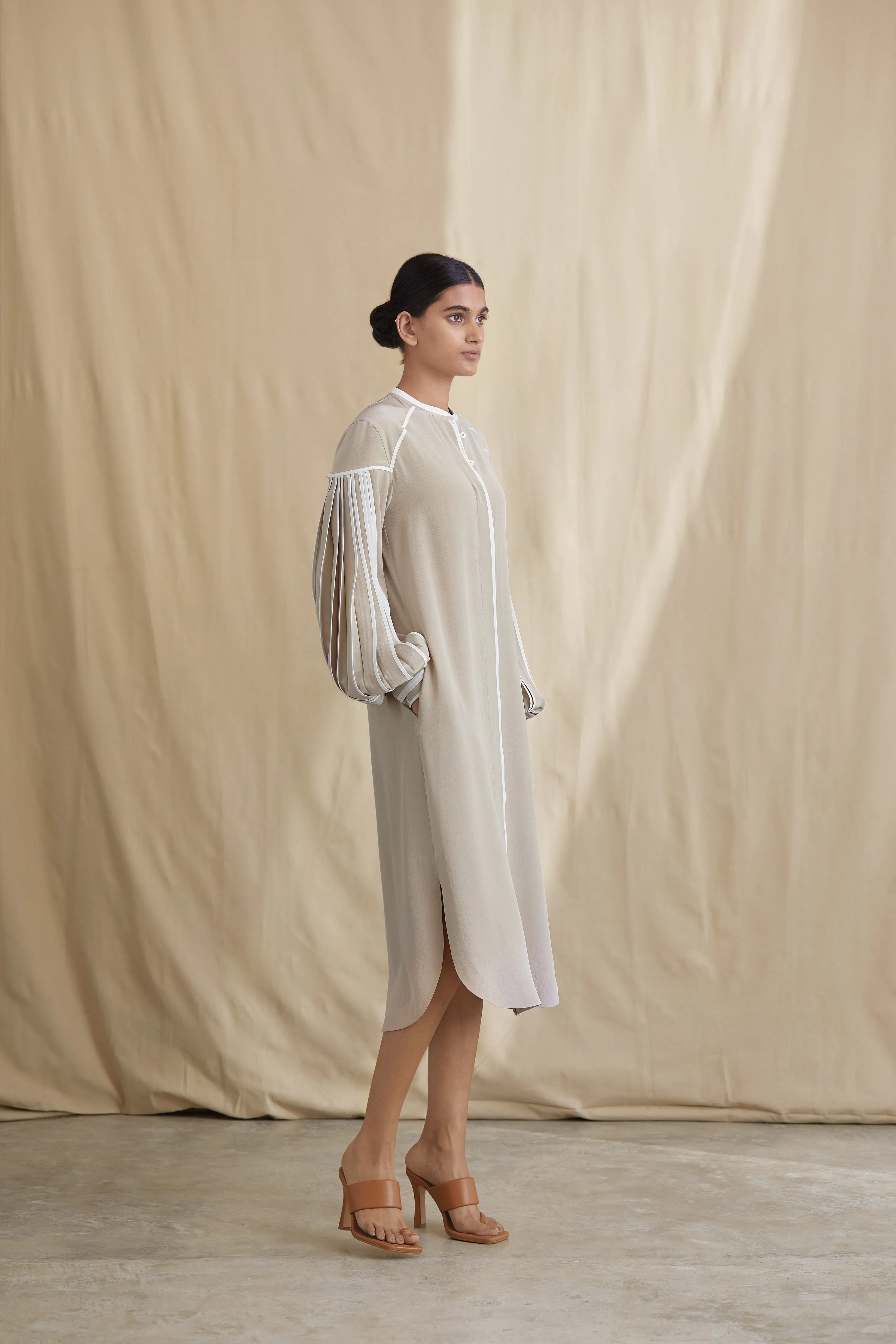 Shirt dress with pleated sleeves