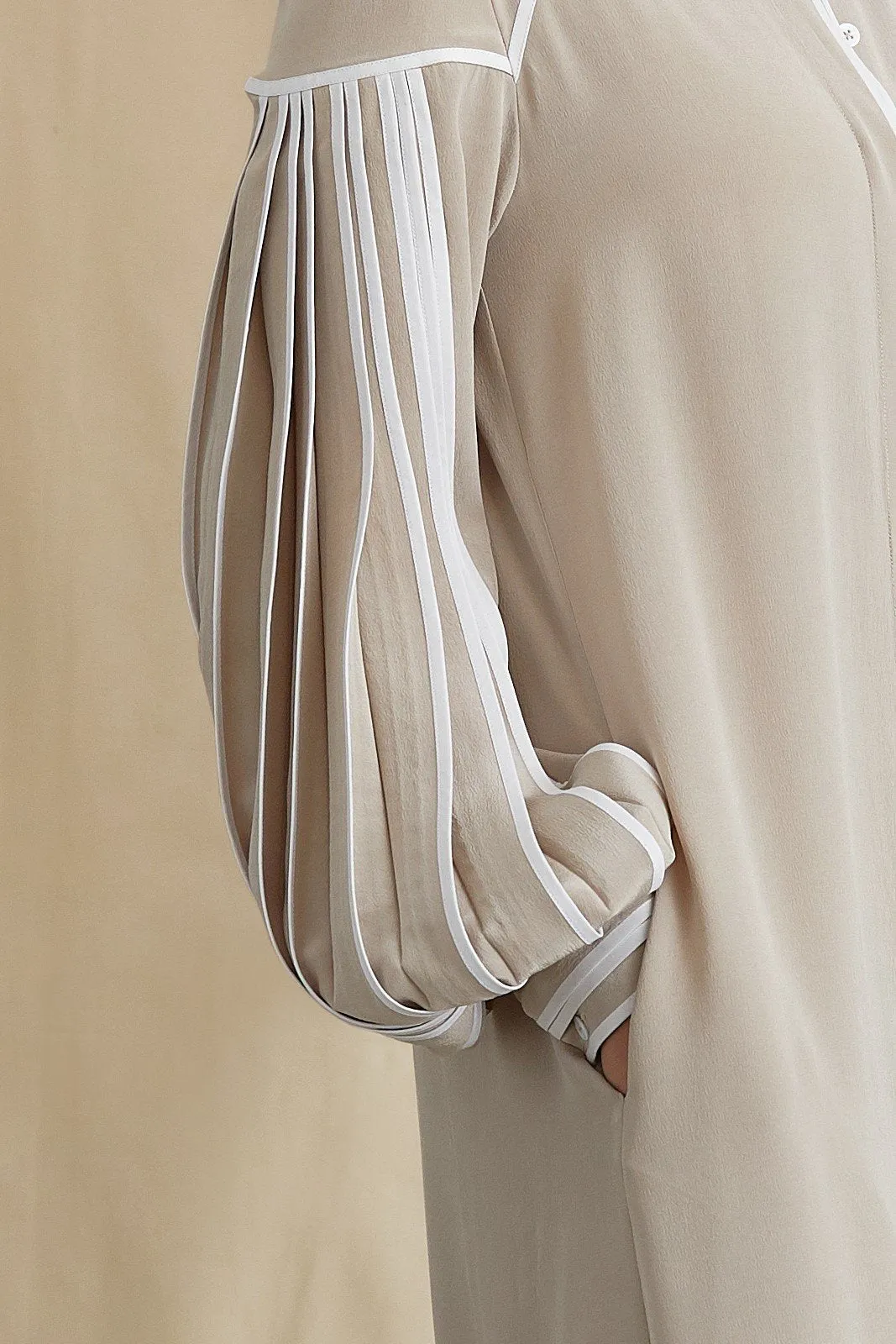 Shirt dress with pleated sleeves