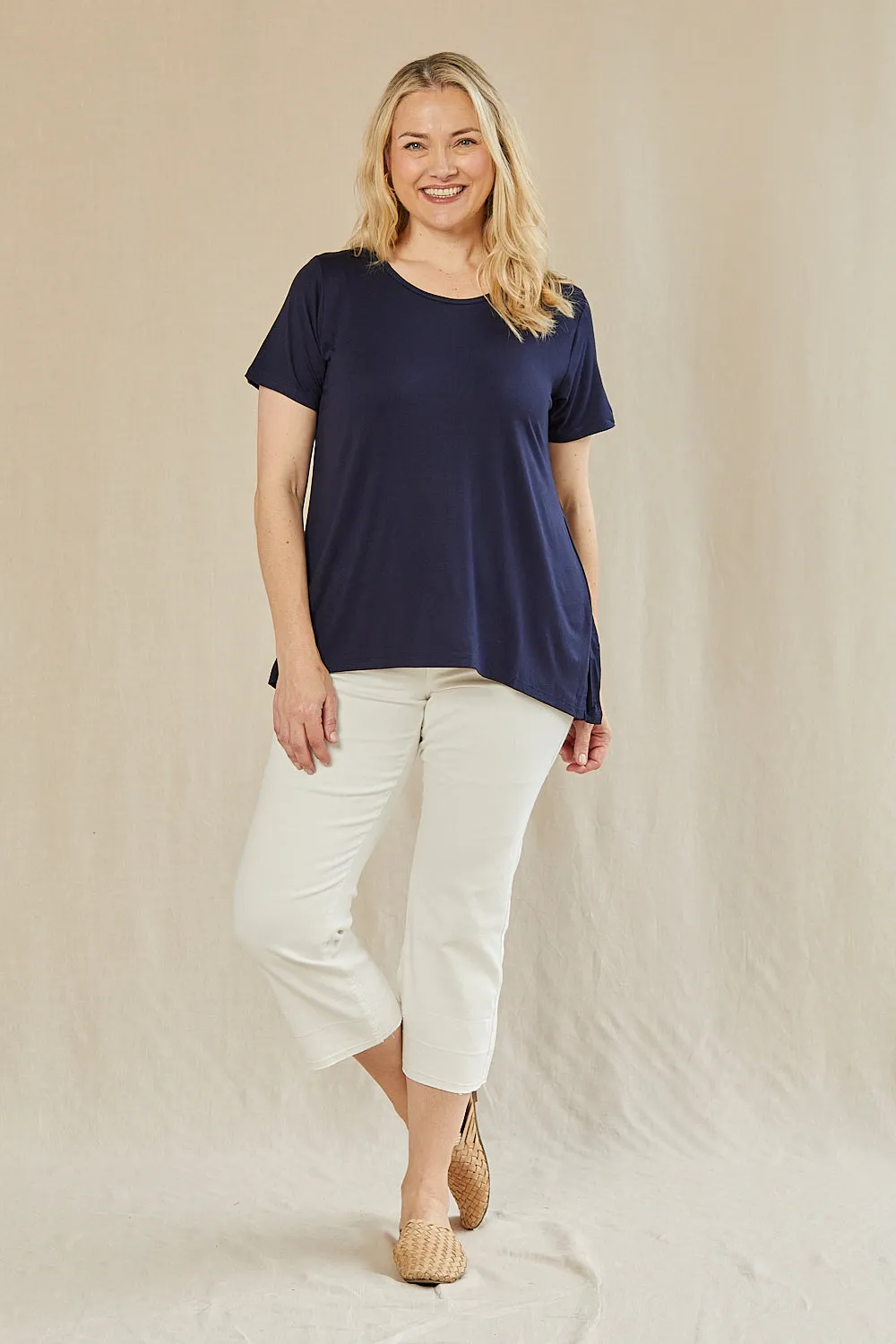 Swing Tee in Navy